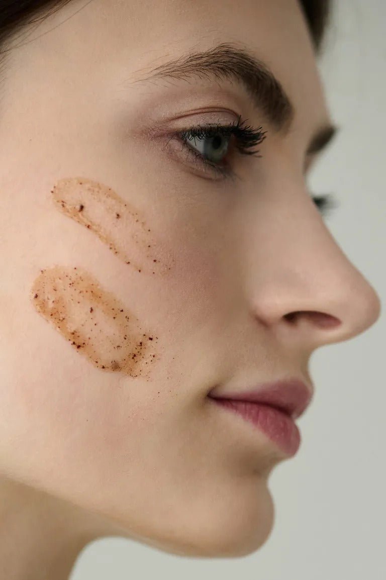 Секрети шовкової шкіри: захопливий світ скрабів для тіла - Nutritive Cosmetics