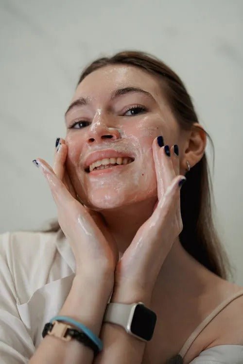 Все, що ви маєте знати про очищуючі бальзами: Секрети ефективного очищення та догляду за шкірою - Nutritive Cosmetics