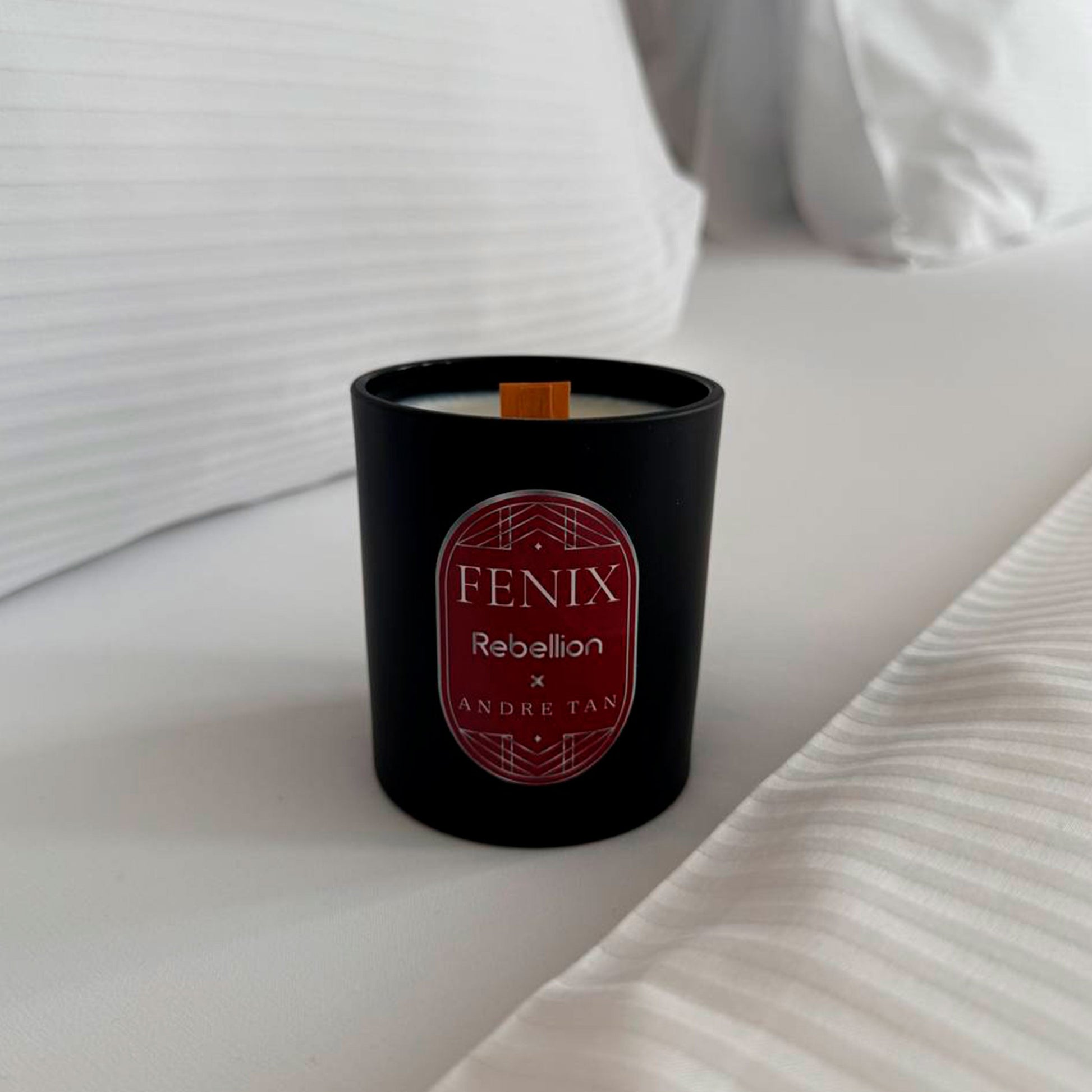 Ароматична свічка "Фенікс" ANDRE TAN і Rebellion