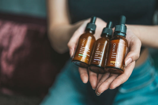 Антивіковий догляд з ніацинамідом, ретинолом і саліциловою кислотою: як поєднувати правильно - Nutritive Cosmetics